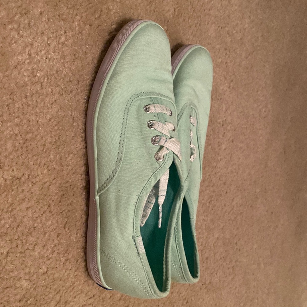 Teal Keds